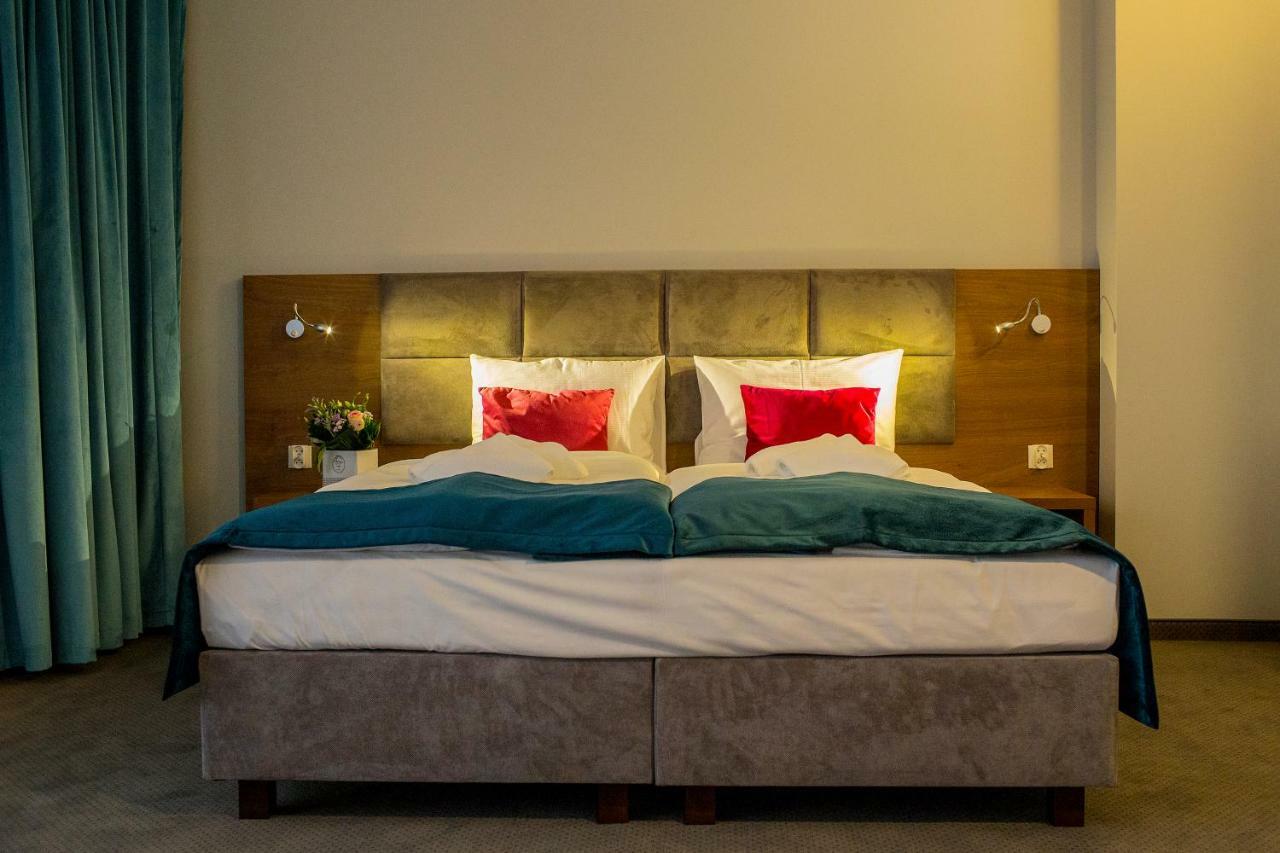 Stary Mlyn Hotel Świdnica Eksteriør billede